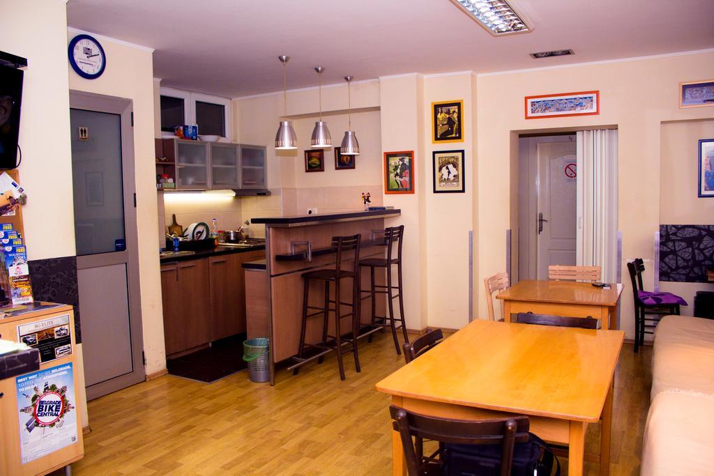 Hostel Jasmin Belgrade Exterior photo