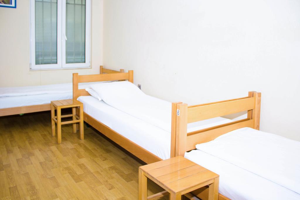 Hostel Jasmin Belgrade Exterior photo